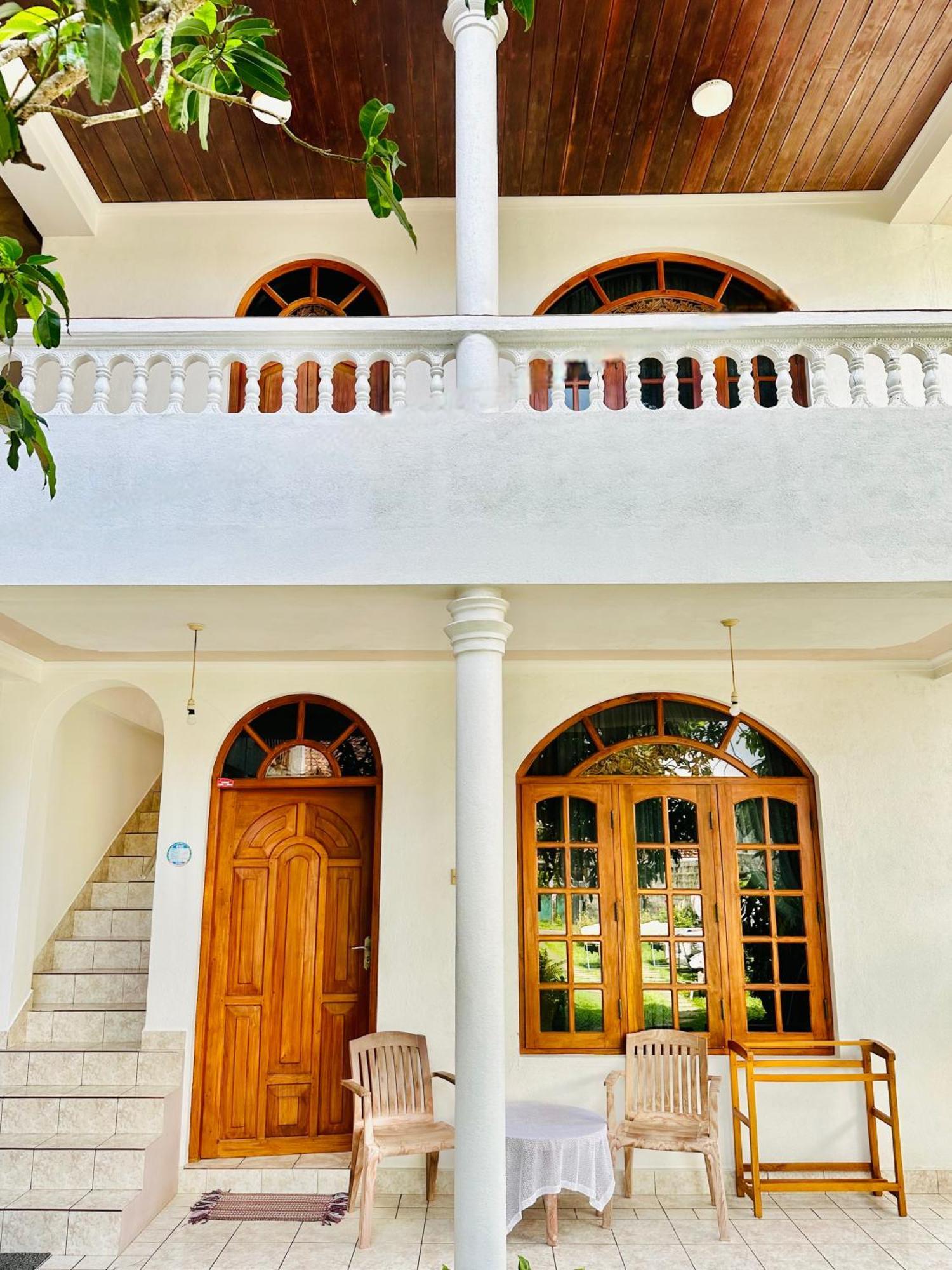 Welcome Family Guest House. Bentota Buitenkant foto